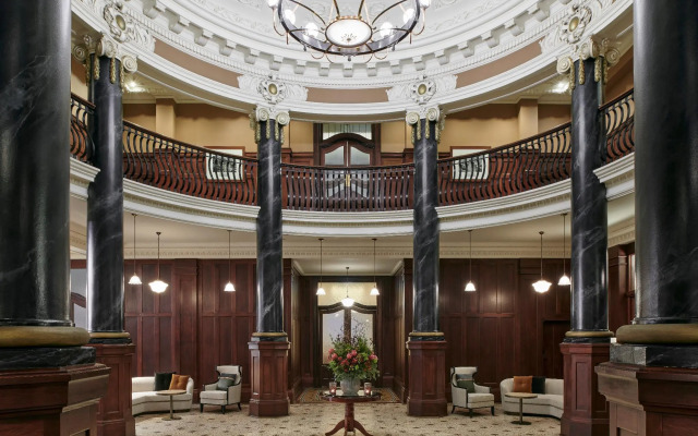 Rendezvous Hotel Melbourne