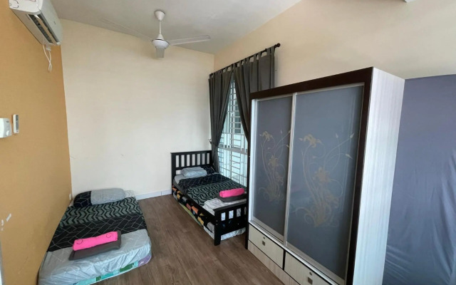 Baojuwu@2 Bedrooms Akademik Suites Austin Height