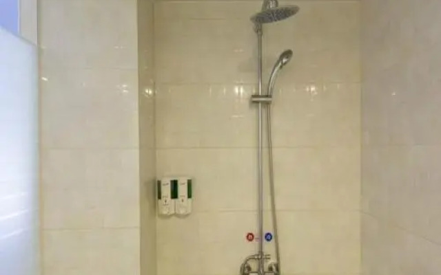 Yangjiang Zhapo Yacht Holiday Hotel