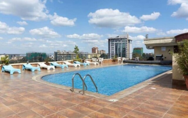 Stay.Plus Skyline Executive Apartment