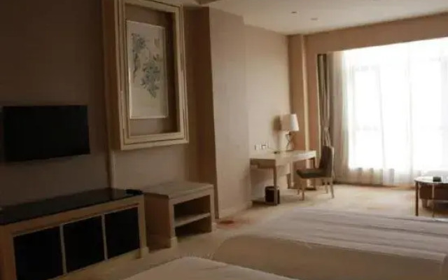 Qilu Jiudi Yujing Hotel
