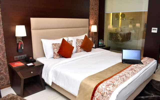 Lords Plaza, Surat