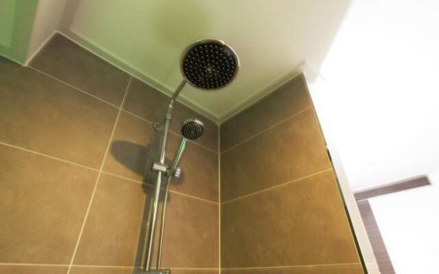 IMT 1 Hotel Wolgot