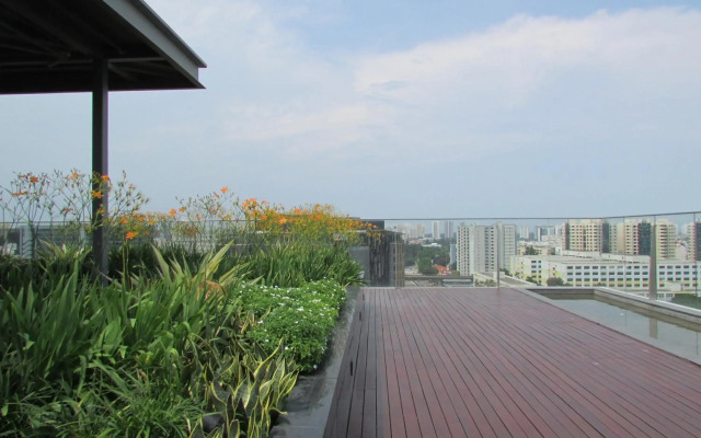Aqueen Hotel Paya Lebar