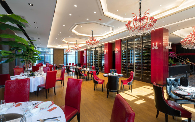 Crowne Plaza Shanghai Jinshan Hotel