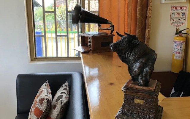 Hostal Don Luis - Posada F. Vista Hermosa