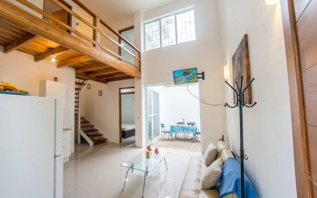 Cocobolo Guest House