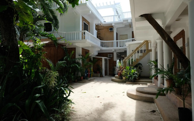 Malapascua Exotic Island Dive and Beach Resort