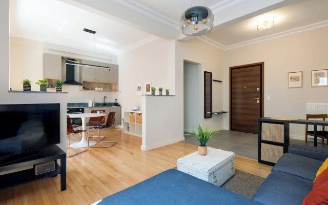 Spark 2-Bedroom Apartment in Athens