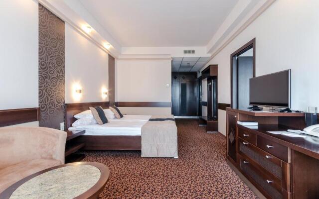 Hunguest Hotel Apollo