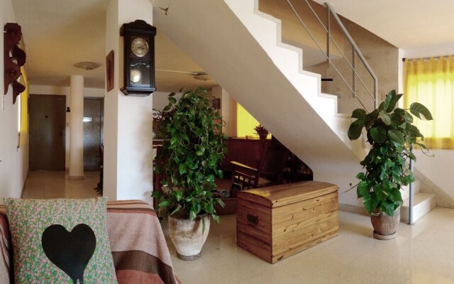 EL81 Guesthouse