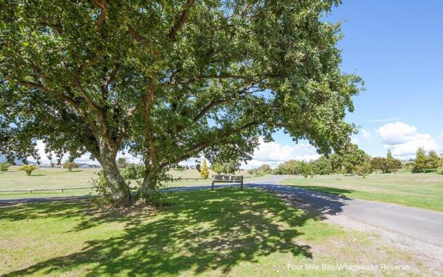 Stunner on Stanley - Wharewaka Holiday Home