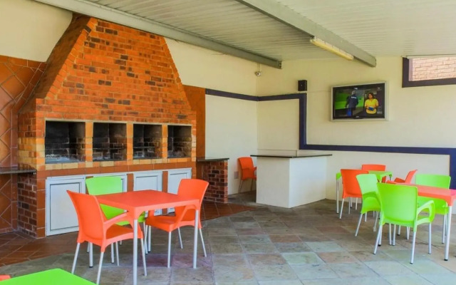 65OnLagoonDrive 5 sleeper Self-catering Unit