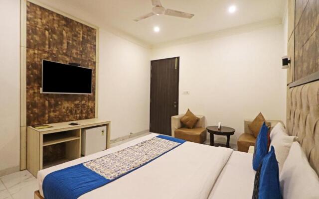 Hotel Almora Near Delhi Airport
