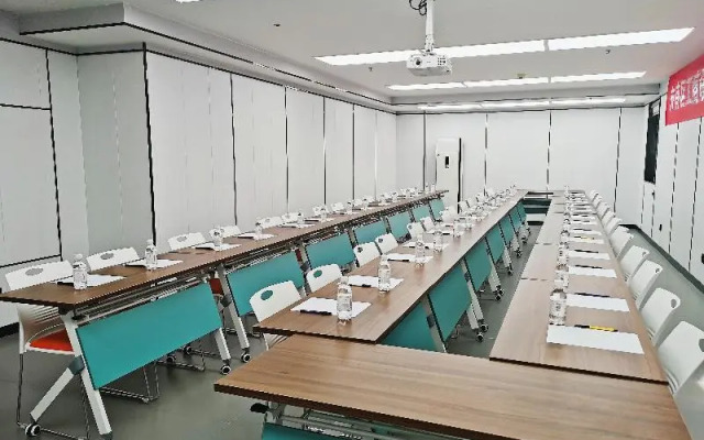 Hanting Hotel (Qingdao Badaguan)