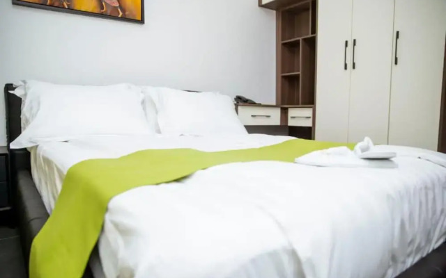 Rose Aparthotel