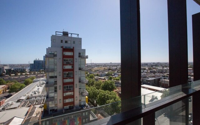 66 Elegant Glance 2 BD 2 Bth LV 10 Near Garden