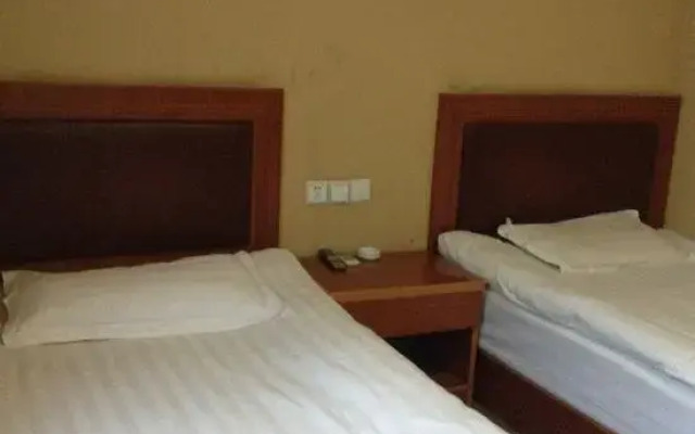 Longxian Hotel