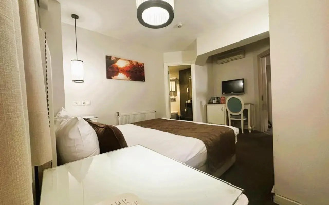 Taximtown Hotel