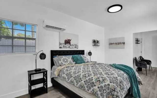 Spacious Home With Heated Pool