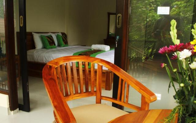 Pondok Bambu Guest House