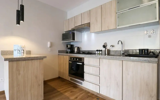 w Extraordinary 2BR w Balcony in Miraflores