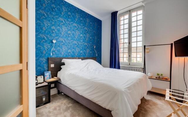 Hôtel Autonome Une Chambre en Ville