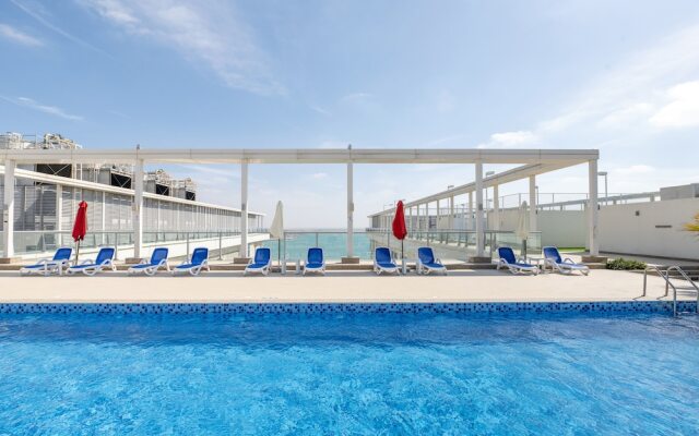 Luxury Beachfront Marjan Island