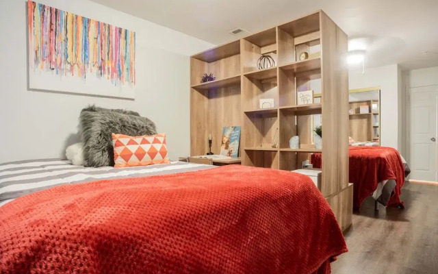 Upstay - Condo With Pool-gym-games-bbq - Walk to Uoft