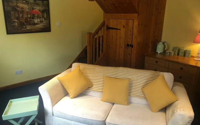 Sunshine Annex-double Bed,ensuite, Lounge, Kitchen