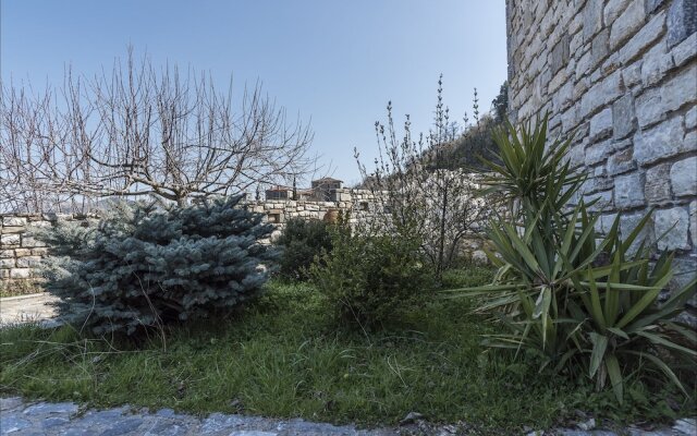 Stone Mansion Anavryti