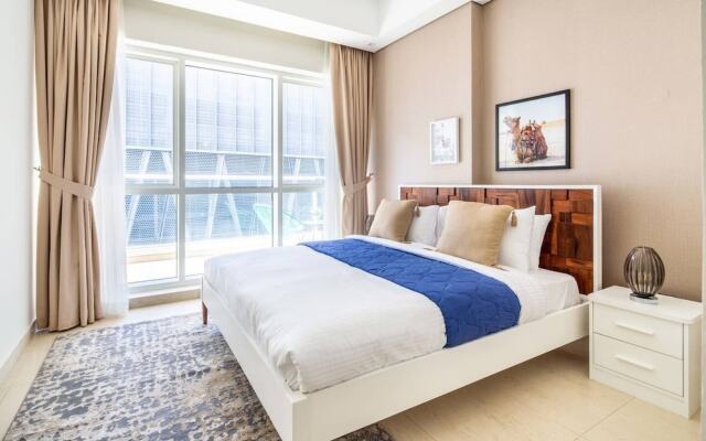 Plush 3BR w/ Study in Prime District - Downtown Dubai!