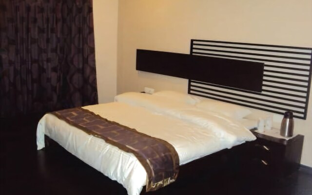 Hotel Pine Spring Gulmarg