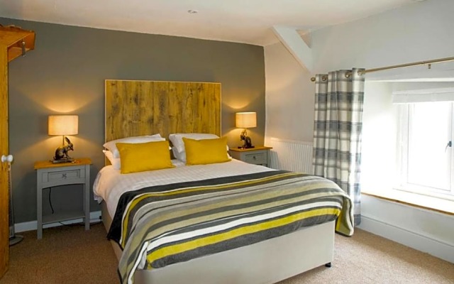 Hunters Lodge Inn