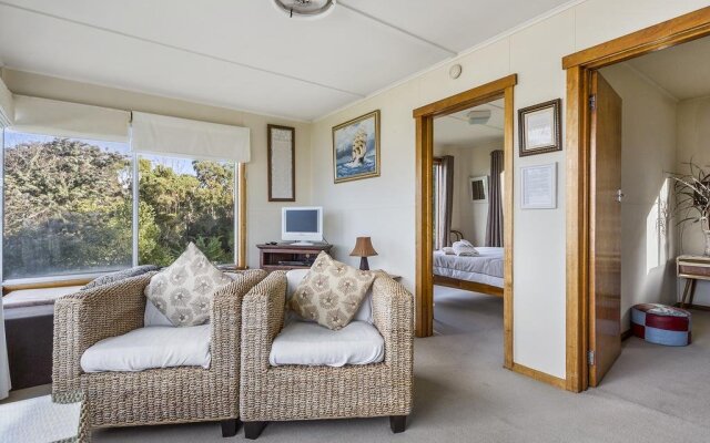 Summertime Beach Cottage