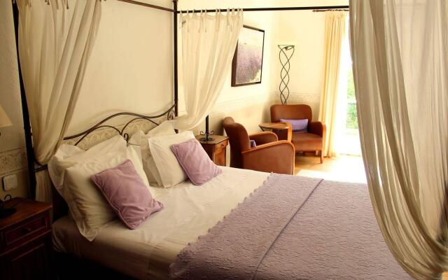 Hotel La Bastide dEygalières