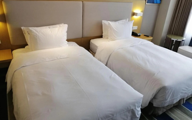 Fude International Hotel