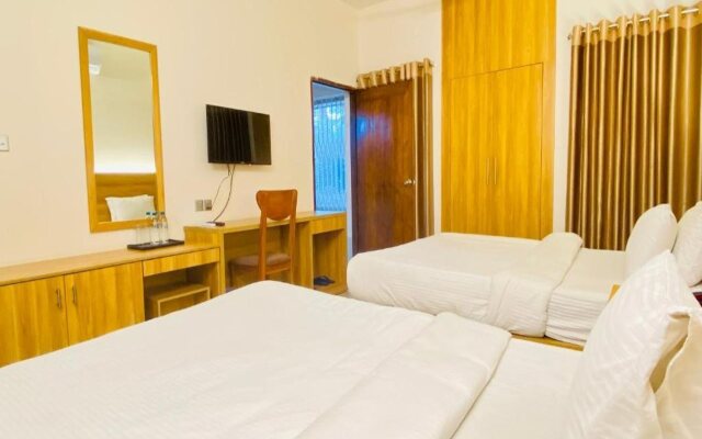 Crown Palace Residence