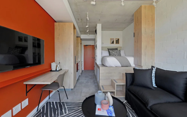 SIX ON N - Fluent Luxury Serviced Apartments
