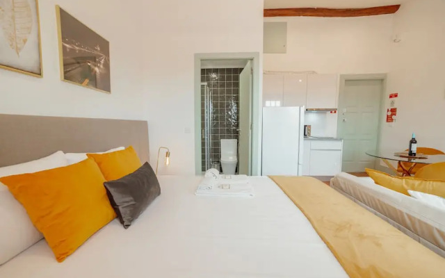 Downtown Suite G by Vacationy