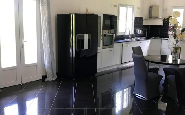 House With 2 Bedrooms in Sainte Rose, With Pool Access, Furnished Terr