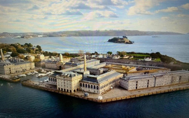 Two-bedroom Apartment at Royal William Yard