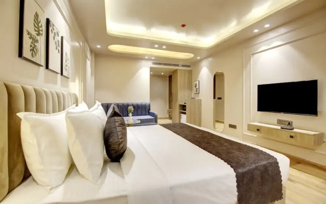 Saltstayz Premier - Near Golf Course Road & Sector 57