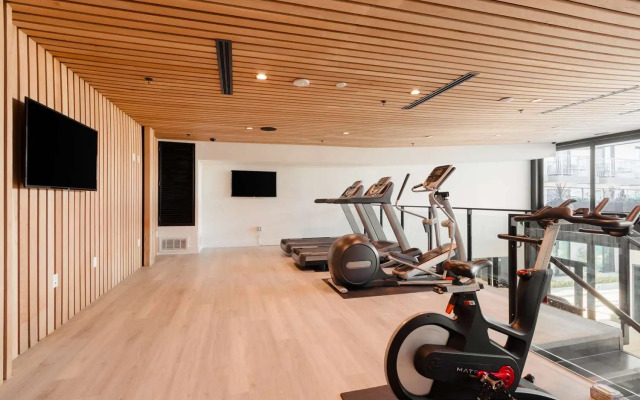 The Lum Hotel Los Angeles Stadium District