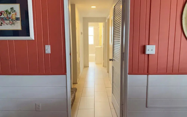Island Breeze 5 Bedroom Home