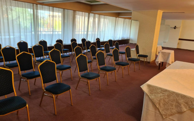 Hotel Moldova