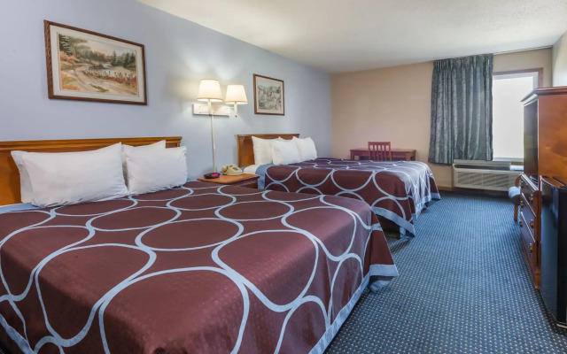 Super 8 by Wyndham O'Fallon MO/St. Louis Area