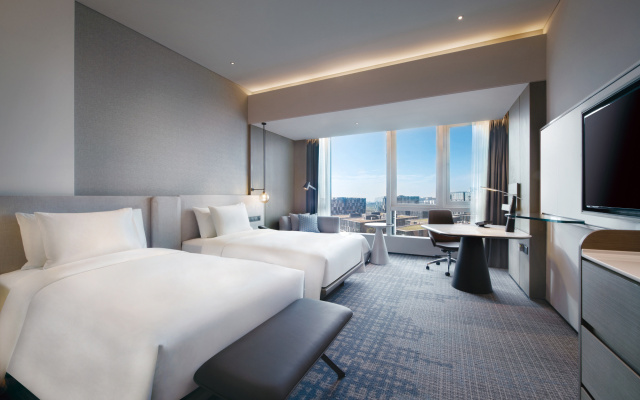Crowne Plaza Shenzhen World Exhibition and Convention Center by IHG