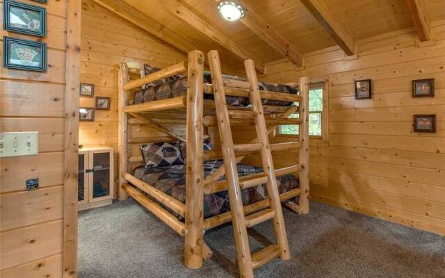 Moonshine Run - One Bedroom Cabin