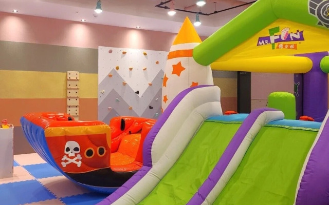 Jangyu Almond Kids Hotel
